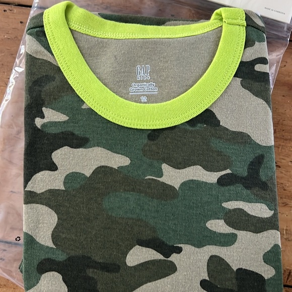 GAP KIDS Camo PJ set size 12 - Picture 4 of 10